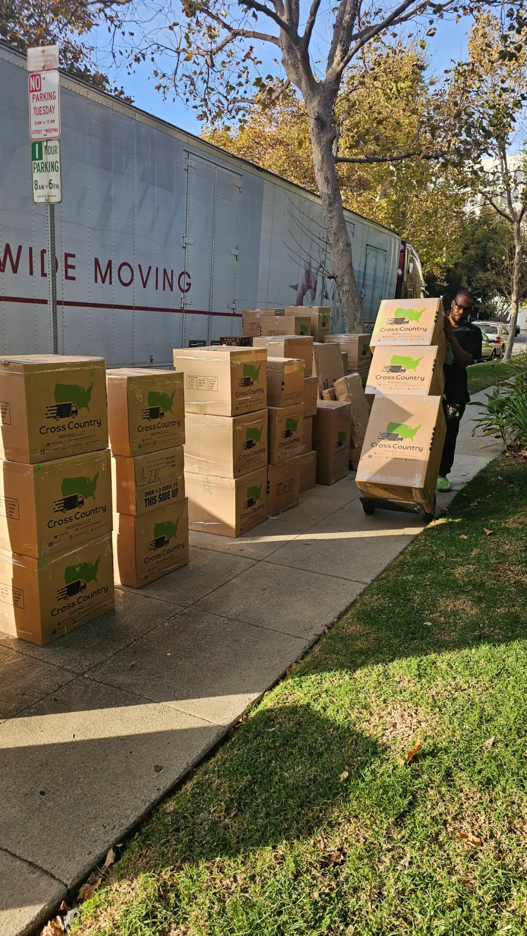 Professional packing for Los Angeles to Miami relocation