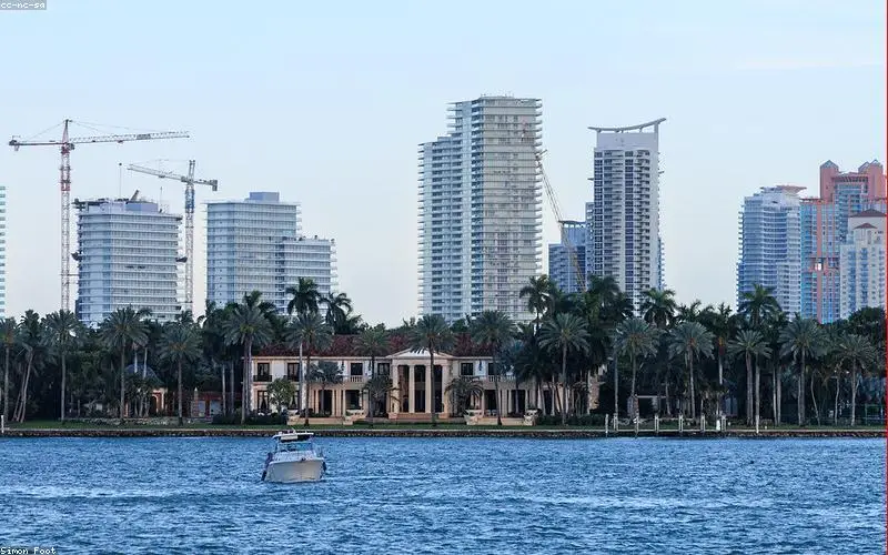 Miami skyline - Cross Country Moving destination